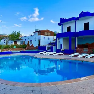 Bedouin Moon Village - Aqaba Hostel