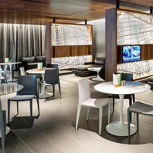 *** Hotel Courtyard By Marriott Long Island City/new York Manhattan View Stati Uniti